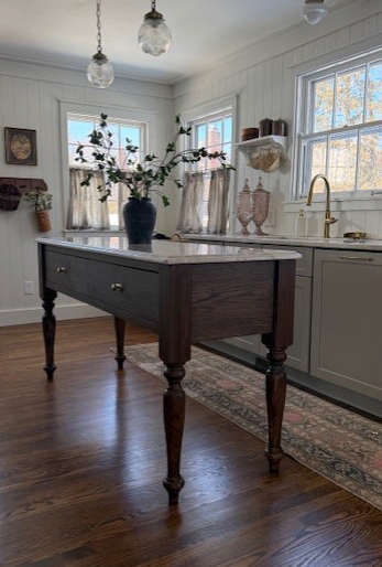 ISL70-Irish Table Taylor Wacker 